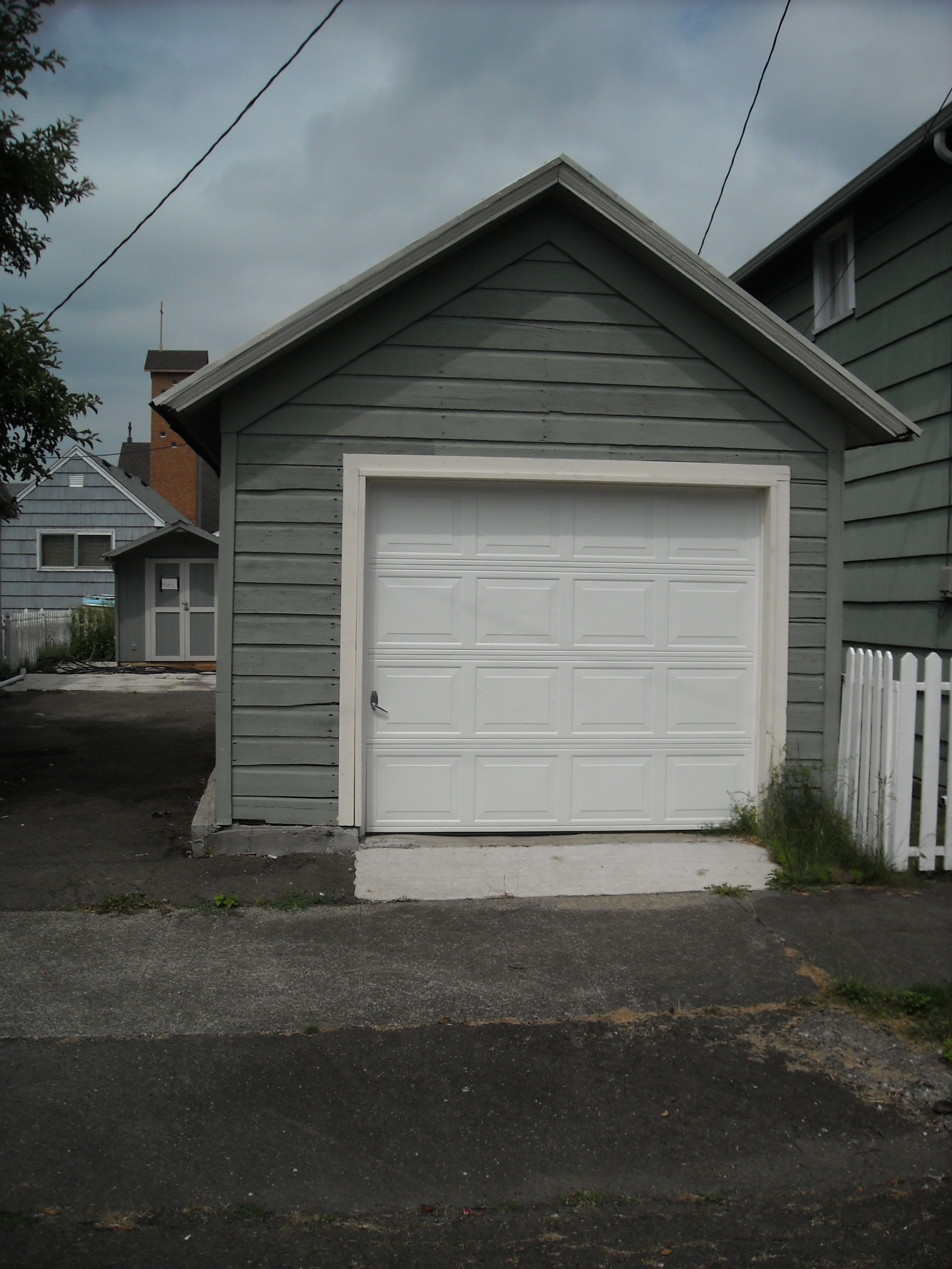webassets/OC-24Garage.jpg